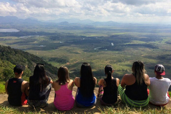 AAAAF9F4-1B05-4E45-A454-00EDE8135279