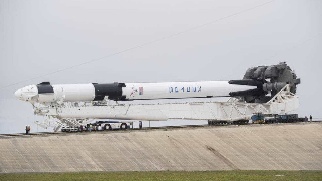 Astronautas voltam à Terra após seis meses no espaço - e contam do que sentiram falta