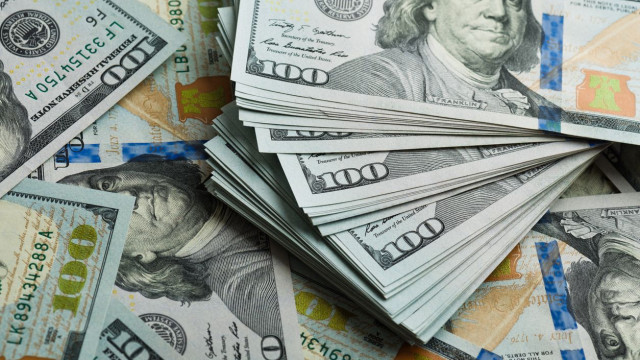 Argentina vive crise cambial, e dólar ultrapassa 1.000 pesos às vésperas de eleição