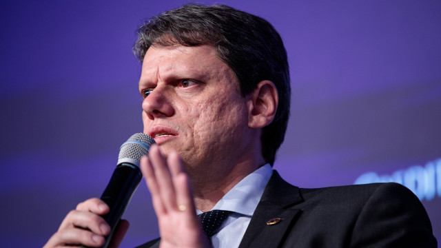 Defensoria: Tarcísio 'descumpriu compromissos' sobre câmeras corporais em PM