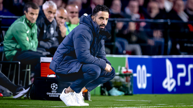 Manchester United considera substitutos para Erik ten Hag, diz jornal