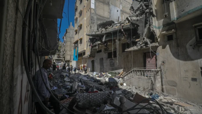 Ataques israelenses em Gaza deixam mais de 970 mortos em 48 horas