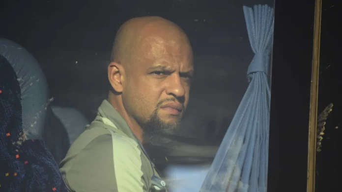 Felipe Melo descarta brasileiros e diz que torcida do Boca é 'incomparável'