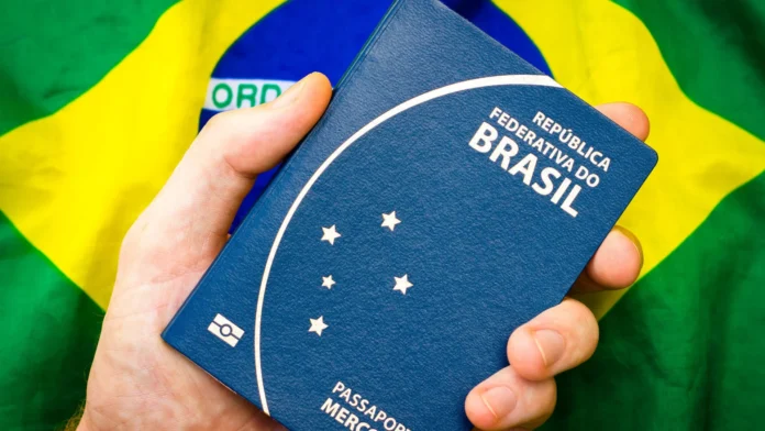 PF pede ao governo para aumentar taxa para emissão de passaporte