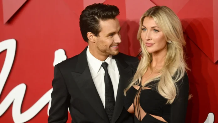 Ex-namorada de Liam Payne recebe críticas por suposto lucro com a morte do cantor