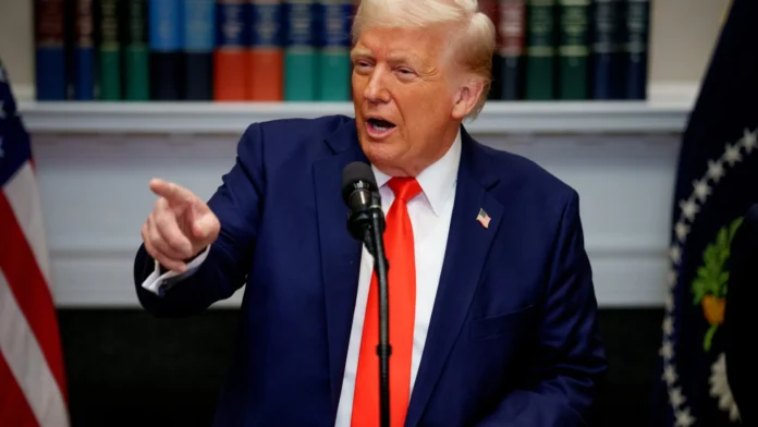 Trump muda regras eleitorais por decreto e cita Brasil como bom exemplo