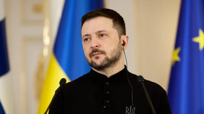 Zelensky afirma que Putin "morrerá em breve" em entrevista na França