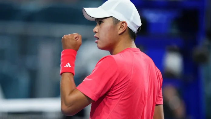 Quem é Learner Tien, adversário de João Fonseca na estreia do Miami Open