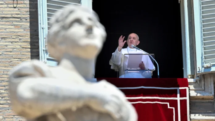 Gays, aborto, fofoca, futebol e morte; relembre frases do papa Francisco