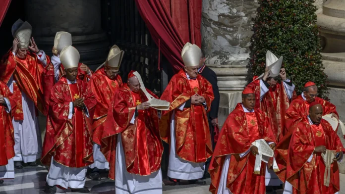 'Profecia' sobre derrocada da Igreja vem à tona após morte do Papa