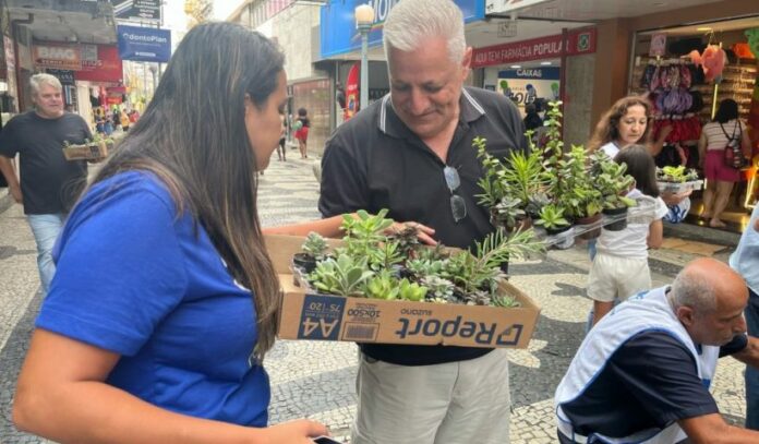 0771A5A1-77C0-4C8E-BA30-900D6D746A86