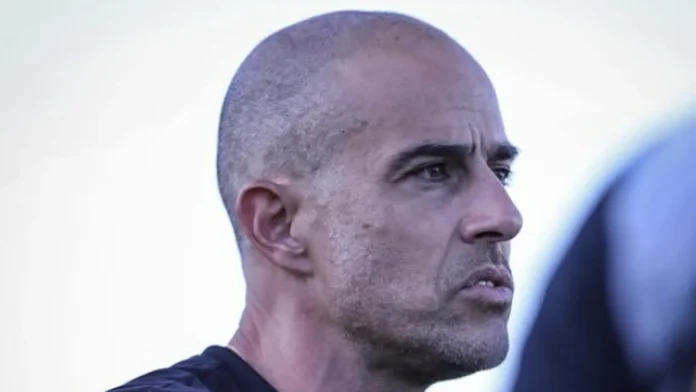 Oficial: há mais um treinador português chegando ao Brasil