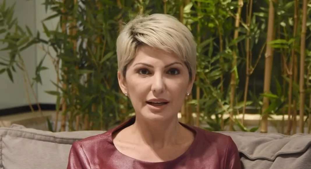 Antonia Fontenelle é intimada a pagar R$ 88 mil à atriz Giselle Itié