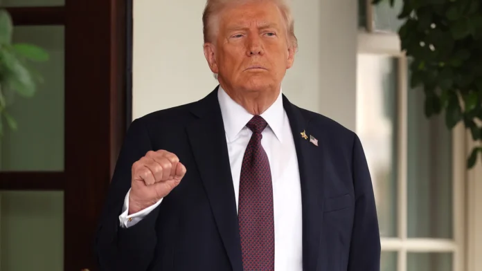 Trump anuncia que Israel e Hamas concordam com libertação de reféns e retirada de tropas de Gaza