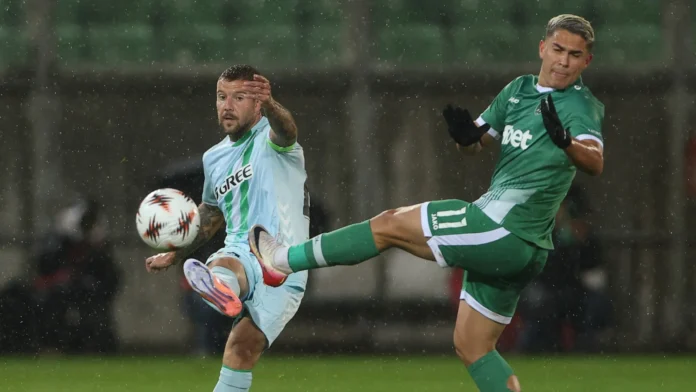 Atacante do Betis rebate rumores': "Não sou gay, mas e se fosse?"