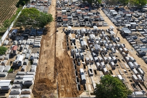 Mais de 80% dos jazigos e sepulturas continuam em situação irregular; prazo termina em 30 de novembro