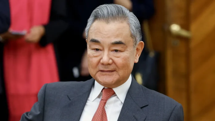 China manifesta apoio à Venezuela após endurecimento de sanções dos EUA