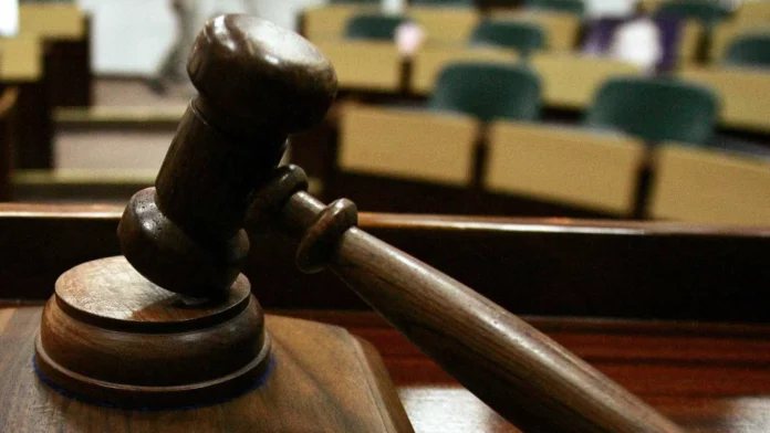 'OAB Que se dane', diz juíza que expulsou advogados de sessão