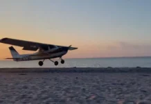 Empresa de avião que caiu em Copacabana será autuada por publicidade irregular, diz prefeitura