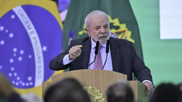 Intervenção armada na Venezuela seria catástrofe humanitária, diz Lula após ameaças dos EUA
