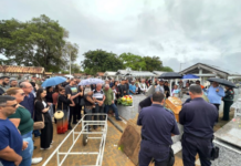 Sob forte comoção, irmã da prefeita de Yara Cinthia é sepultada em SFI