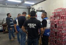 “Operação Salus” descarta mais de 500 litros de cachaça sem registro