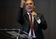 Malafaia e Paulo Figueiredo trocam farpas após pastor defender Tarcísio à Presidência