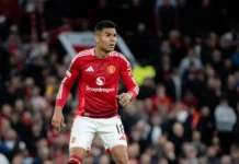 Casemiro anuncia saída do Manchester United ao fim da temporada