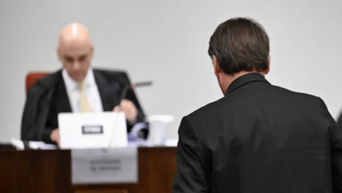 Moraes determina transferência de Jair Bolsonaro para Complexo da Papuda