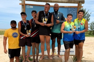 Desafio de vôlei de praia agita Santa Clara