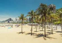 RJ tem mais de mil resgates em praias durante Carnaval
