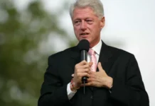 Ex-presidente Bill Clinton depõe hoje ao Congresso dos EUA em caso Epstein