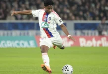 Endrick supera ídolos do Lyon em início, mas fica atrás de Neymar na França