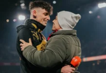 Árbitro que pediu namorado em casamento acaba agredido em casa