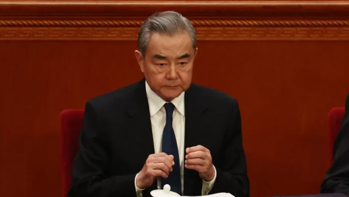 China: Guerra no Irã "nunca devia ter eclodido" (e pede "cessar-fogo")