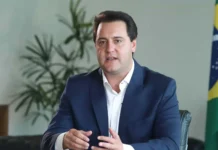 Ratinho Junior diz que foi difícil desistir da eleição presidencial e que busca sucessor no Paraná