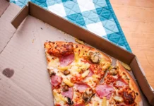 Dono de pizzaria diz não saber causa de intoxicação que matou mulher na Paraíba