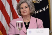 Chefe de gabinete da Casa Branca recebe diagnóstico de câncer de mama