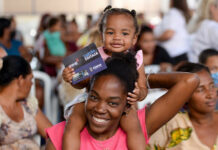 Beneficiários do Cartão Goitacá devem trocar cartões a partir deste mês