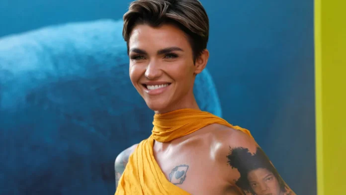 Katy Perry é acusada de assédio sexual pela atriz Ruby Rose, de 'Batwoman'