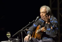 Eu sou musicalmente preguiçoso, comenta Gilberto Gil ao analisar sua carreira