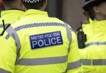 Ataque terrorista a faca em Londres deixa 2 feridos em bairro judaico