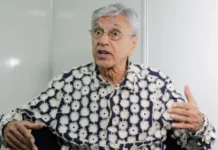 Caetano Veloso agradece a Otto Alencar por corrigir fala sobre ter pegado em armas