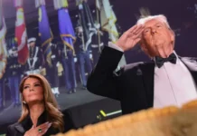 Trump é retirado de jantar de gala após homem abrir fogo