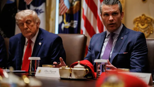 Hegseth diz que reforço militar chinês na Ásia dá "razões para alarme"