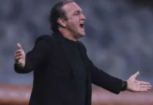 Cuca reprova briga de Neymar e Robinho Jr.: ‘O único que perde com isso é o Santos’