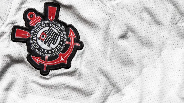 Corinthians pode sofrer transfer ban por dívida pela contratação de Charles