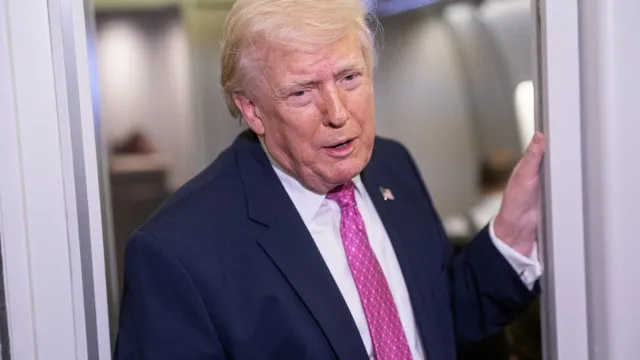 Governo Trump diz que cessar-fogo suspendeu prazo de 60 dias da guerra