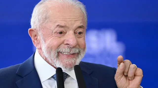 Lula diz que Brasil seria melhor sem mentiras e alerta para uso da IA
