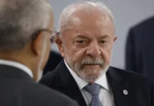 Lula diz que “nunca foi esquerdista” em conversa no G7
